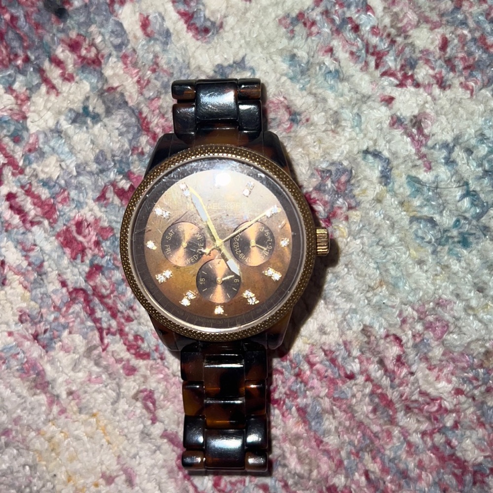 Michael Kors tortoise shell watch. replacement battery needed